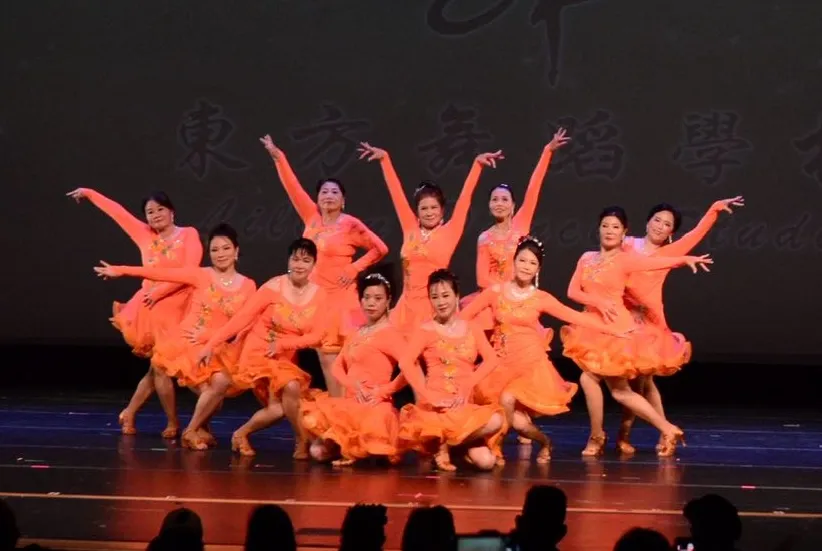 adult-zumba photo 1